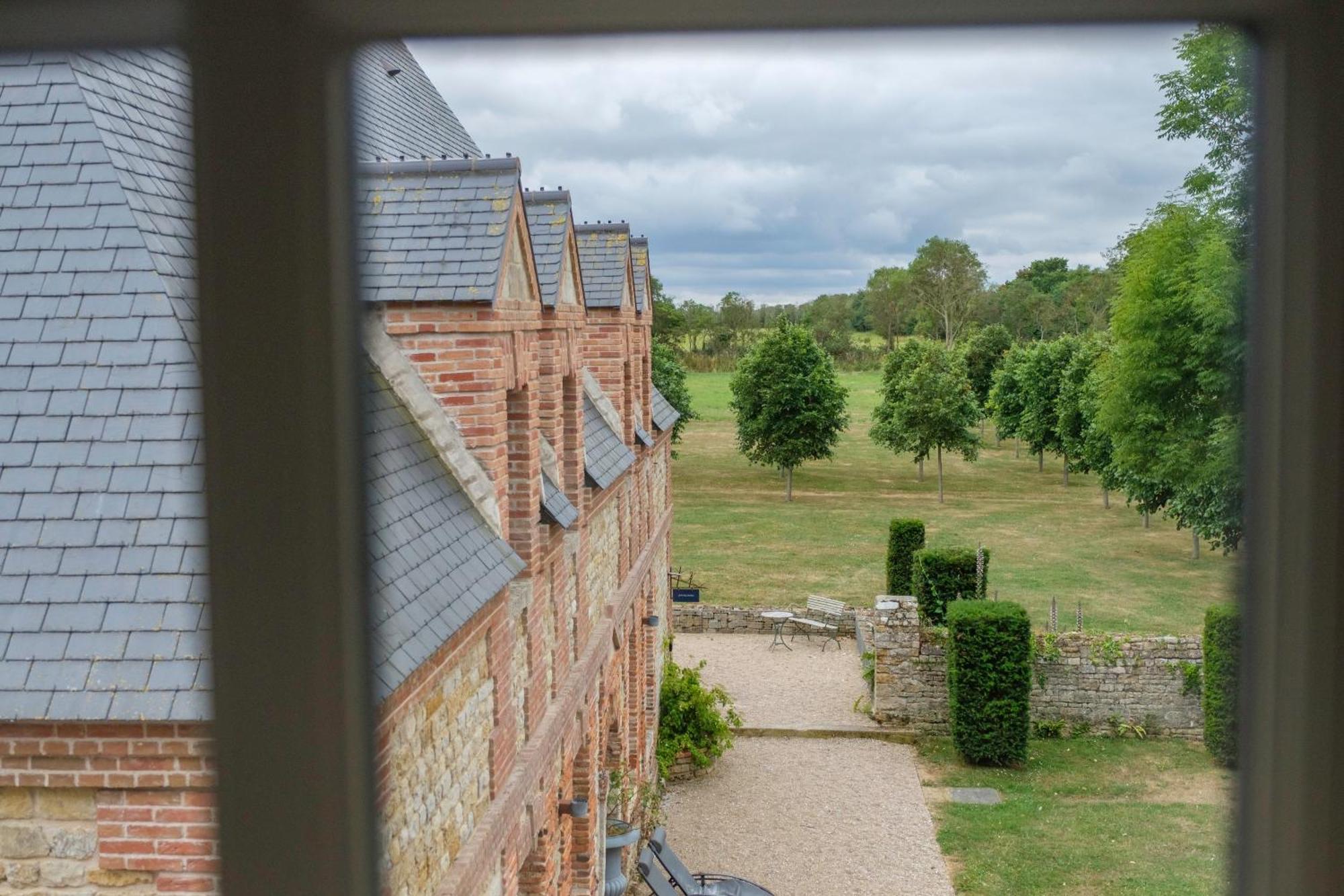 Le Domaine De Ravenoville - Pierres D'Histoire Экстерьер фото